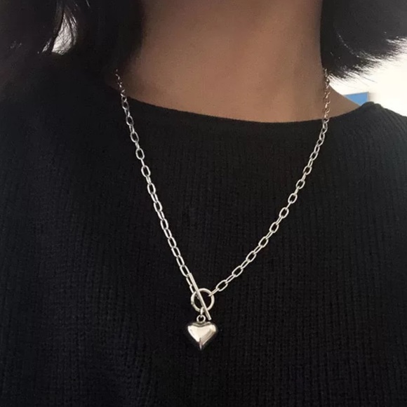 **925 Sterling Sliver Chunky Toggle Heart Necklace - Picture 2 of 7